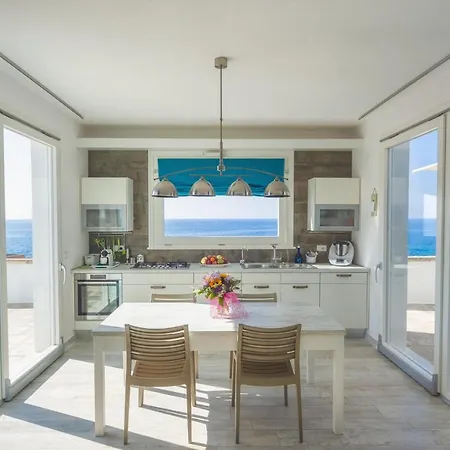 Jonica Apartmán Torre Suda